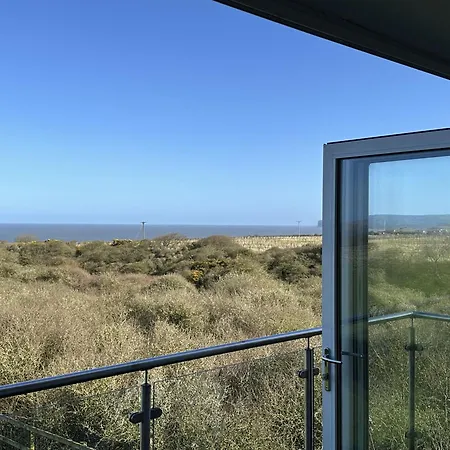 別荘 Sunrise View - Balcony And Seaview - Part Of The The Bay Filey Village With Pool, Gym And Direct Access, Pub, Restaurant, Tennis And Meadows Walks Reighton