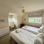 Sunrise View - Balcony And Seaview - Part Of The The Bay Filey Village With Pool, Gym And Direct Access, Pub, Restaurant, Tennis And Meadows Walks بيت للعطل *