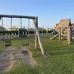 بيت للعطل Sunrise View - Balcony And Seaview - Part Of The The Bay Filey Village With Pool, Gym And Direct Access, Pub, Restaurant, Tennis And Meadows Walks *