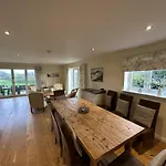 Sunrise View - Balcony And Seaview - Part Of The The Bay Filey Village With Pool, Gym And Direct Access, Pub, Restaurant, Tennis And Meadows Walks Reighton