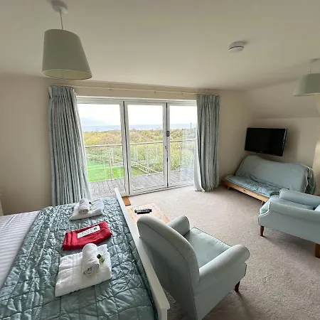 بيت للعطل Sunrise View - Balcony And Seaview - Part Of The The Bay Filey Village With Pool, Gym And Direct Access, Pub, Restaurant, Tennis And Meadows Walks Reighton